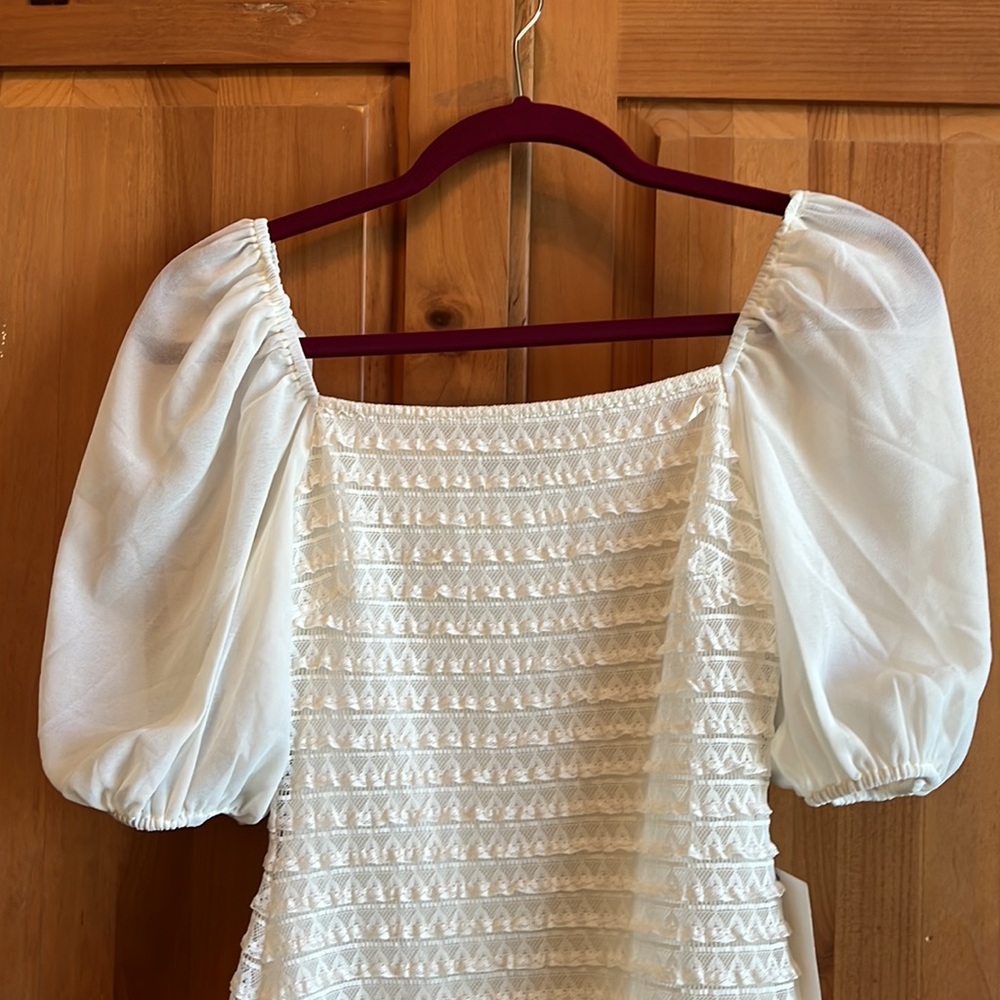 NWT Lulus  Lace Dress - Picture 3 of 9